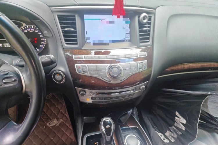 Used Infiniti QX60 2016 2.5 S/C Hybrid Two-Wheel-Drive Excellence Edition China V Standard Audio And AC Panel