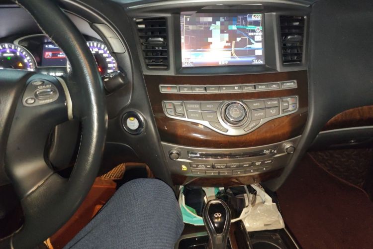 Used Infiniti QX60 2016 2.5 S/C Hybrid Two-Wheel-Drive Excellence Edition China V Standard Audio And AC Panel