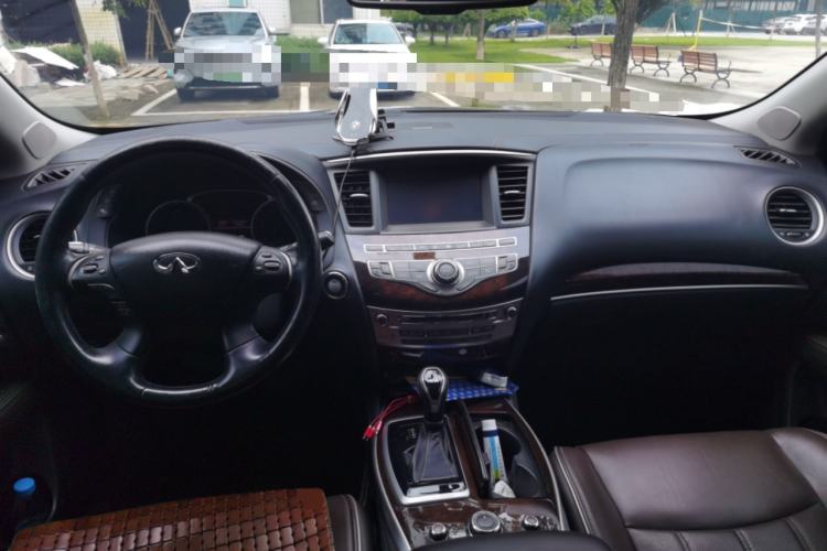 Used Infiniti QX60 2016 2.5 S/C Hybrid Two-Wheel-Drive Excellence Edition China V Standard Center Console