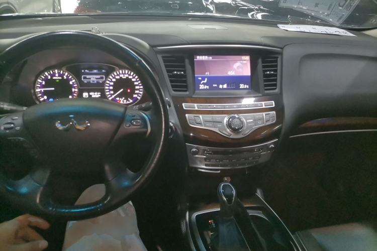 Used Infiniti QX60 2016 2.5 S/C Hybrid Two-Wheel-Drive Excellence Edition China V Standard Center Console