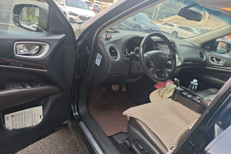 Used Infiniti QX60 2016 2.5 S/C Hybrid Two-Wheel-Drive Excellence Edition China V Standard Driver Seat