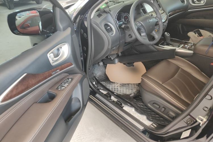 Used Infiniti QX60 2016 2.5 S/C Hybrid Two-Wheel-Drive Excellence Edition China V Standard Driver Seat