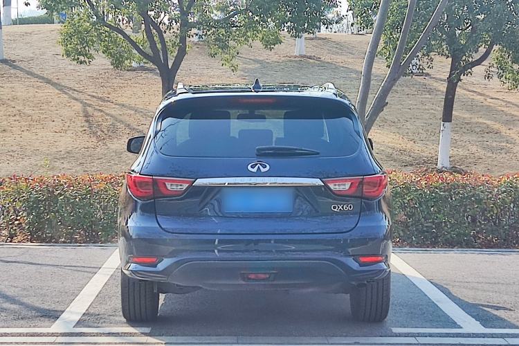 Used Infiniti QX60 2016 2.5 S/C Hybrid Two-Wheel-Drive Excellence Edition China V Standard Exterior 3