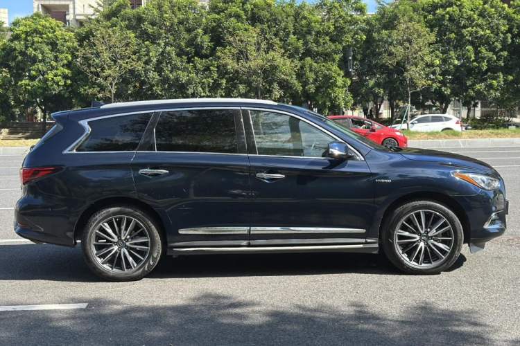 Used Infiniti QX60 2016 2.5 S/C Hybrid Two-Wheel-Drive Excellence Edition China V Standard Exterior 5