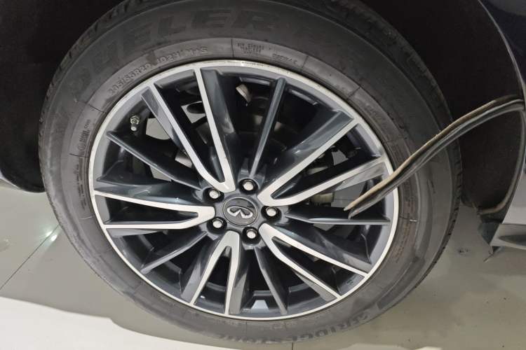Used Infiniti QX60 2016 2.5 S/C Hybrid Two-Wheel-Drive Excellence Edition China V Standard Exterior 5