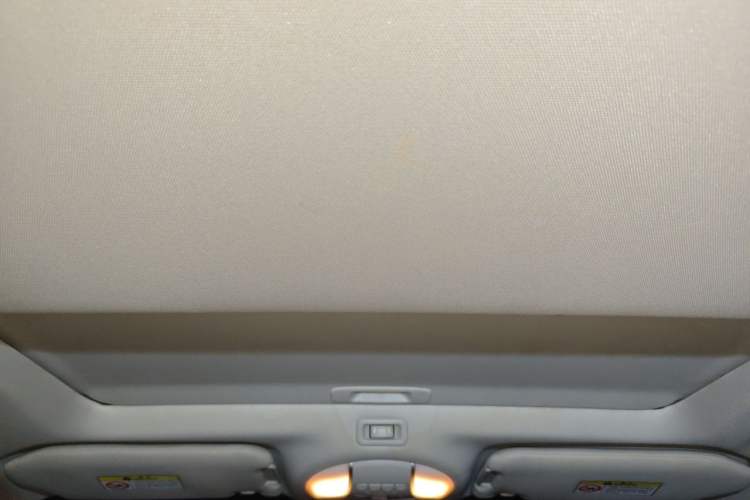Used Infiniti QX60 2016 2.5 S/C Hybrid Two-Wheel-Drive Excellence Edition China V Standard Headliner