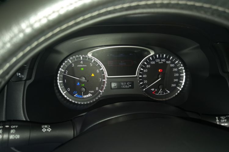 Used Infiniti QX60 2016 2.5 S/C Hybrid Two-Wheel-Drive Excellence Edition China V Standard Instrument Cluster