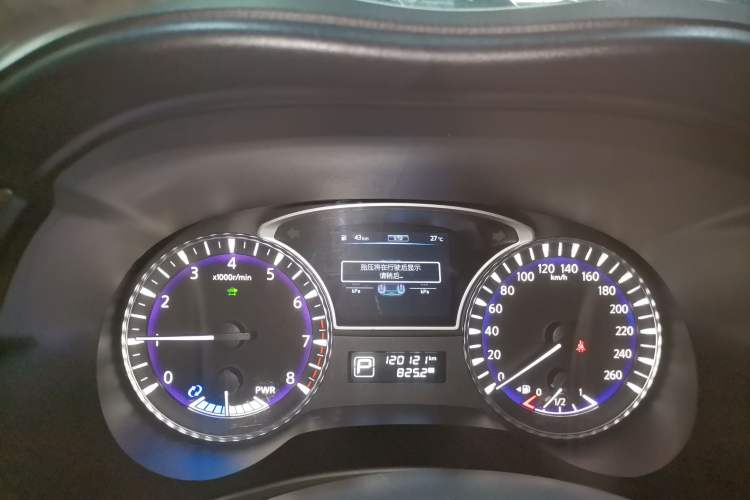 Used Infiniti QX60 2016 2.5 S/C Hybrid Two-Wheel-Drive Excellence Edition China V Standard Instrument Cluster