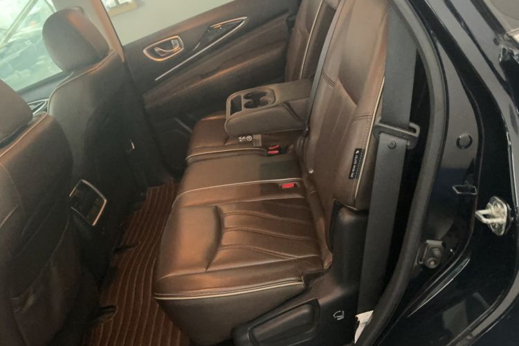 Used Infiniti QX60 2016 2.5 S/C Hybrid Two-Wheel-Drive Excellence Edition China V Standard Interior 1