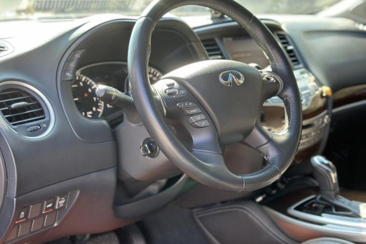 Used Infiniti QX60 2016 2.5 S/C Hybrid Two-Wheel-Drive Excellence Edition China V Standard Interior 10
