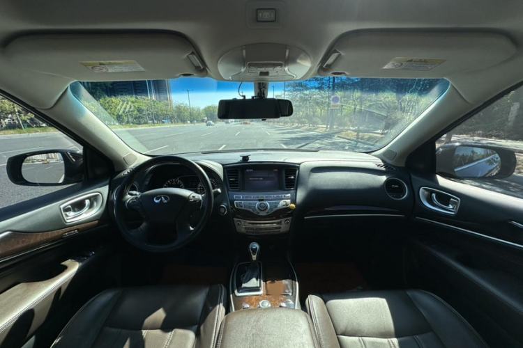 Used Infiniti QX60 2016 2.5 S/C Hybrid Two-Wheel-Drive Excellence Edition China V Standard Interior 12