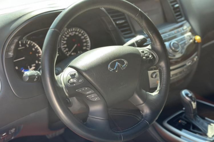 Used Infiniti QX60 2016 2.5 S/C Hybrid Two-Wheel-Drive Excellence Edition China V Standard Interior 7
