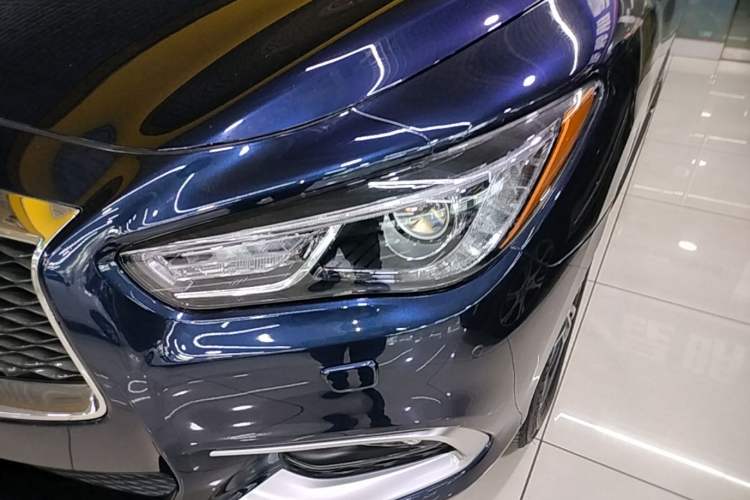 Used Infiniti QX60 2016 2.5 S/C Hybrid Two-Wheel-Drive Excellence Edition China V Standard Left Front Headlight