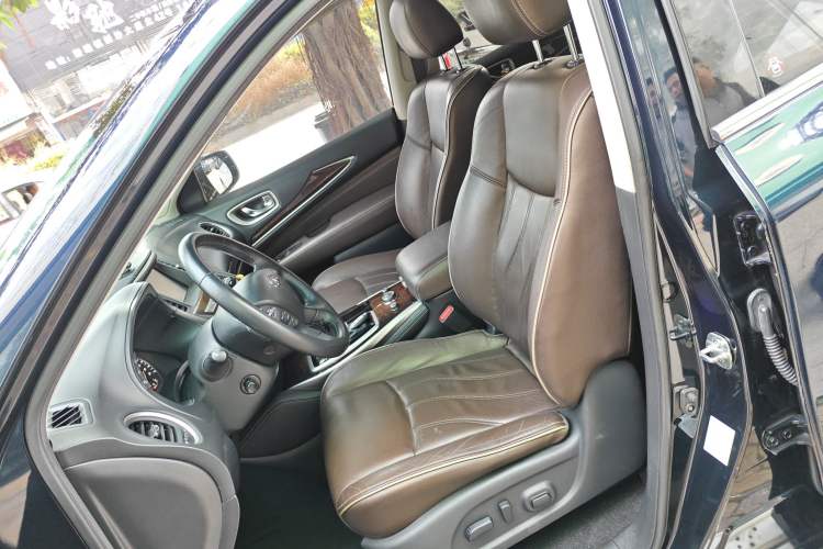 Used Infiniti QX60 2016 2.5 S/C Hybrid Two-Wheel-Drive Excellence Edition China V Standard Left Front Seat