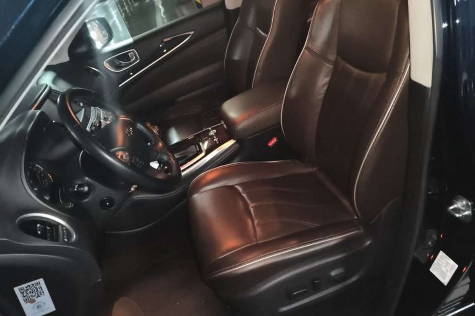 Used Infiniti QX60 2016 2.5 S/C Hybrid Two-Wheel-Drive Excellence Edition China V Standard Left Front Seat