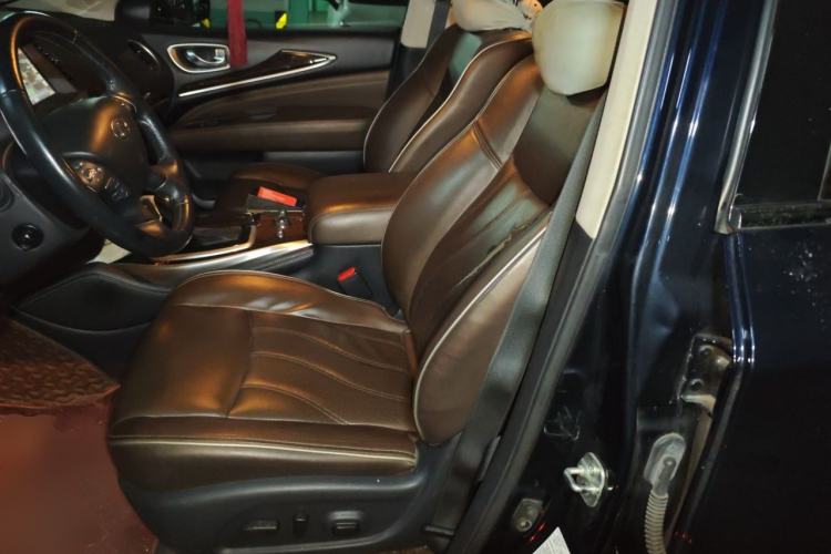 Used Infiniti QX60 2016 2.5 S/C Hybrid Two-Wheel-Drive Excellence Edition China V Standard Left Front Seat