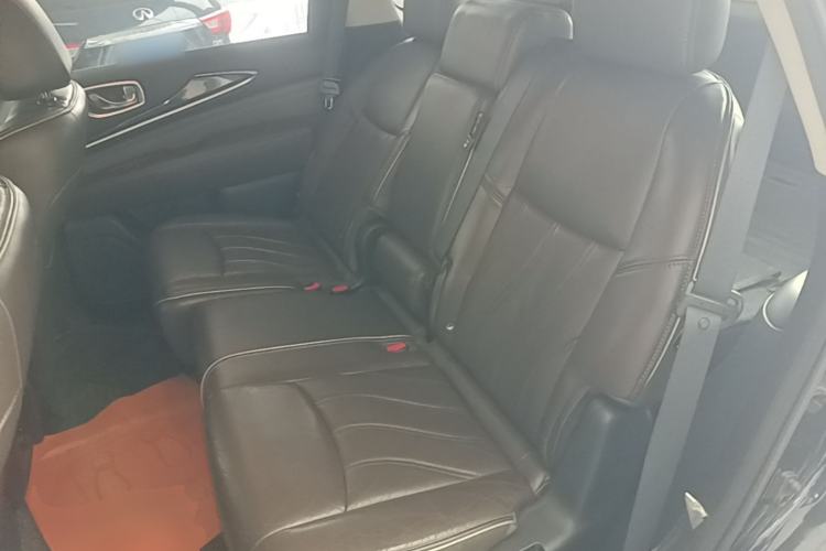 Used Infiniti QX60 2016 2.5 S/C Hybrid Two-Wheel-Drive Excellence Edition China V Standard Left Rear Seat
