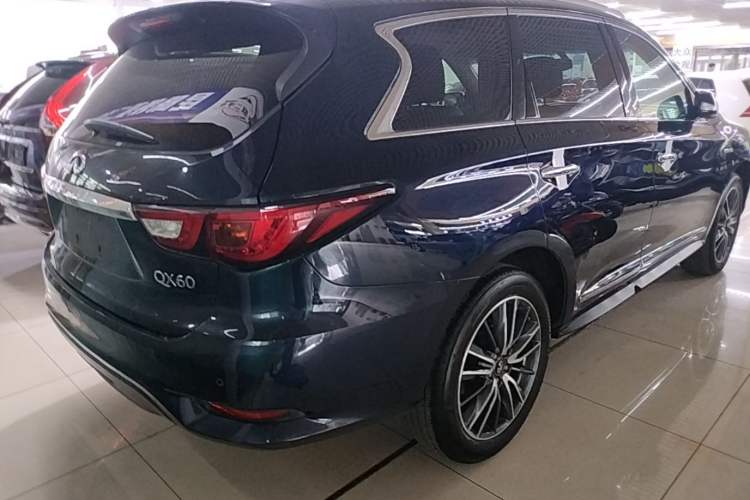 Used Infiniti QX60 2016 2.5 S/C Hybrid Two-Wheel-Drive Excellence Edition China V Standard Rear Right 45 Deg