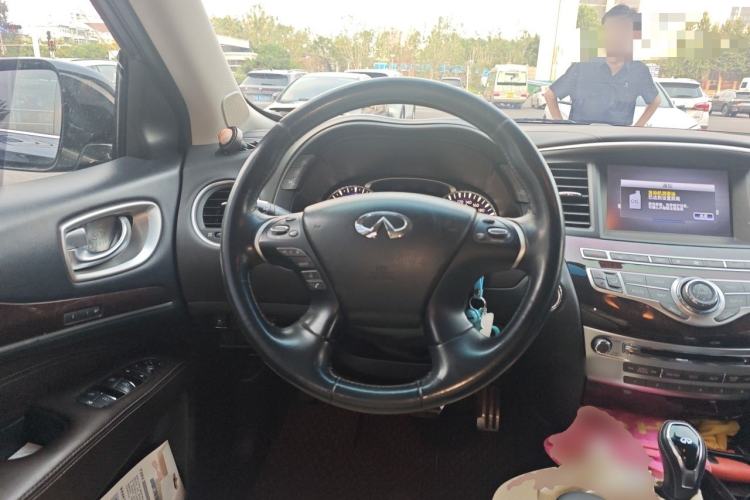 Used Infiniti QX60 2016 2.5 S/C Hybrid Two-Wheel-Drive Excellence Edition China V Standard Steering Wheel