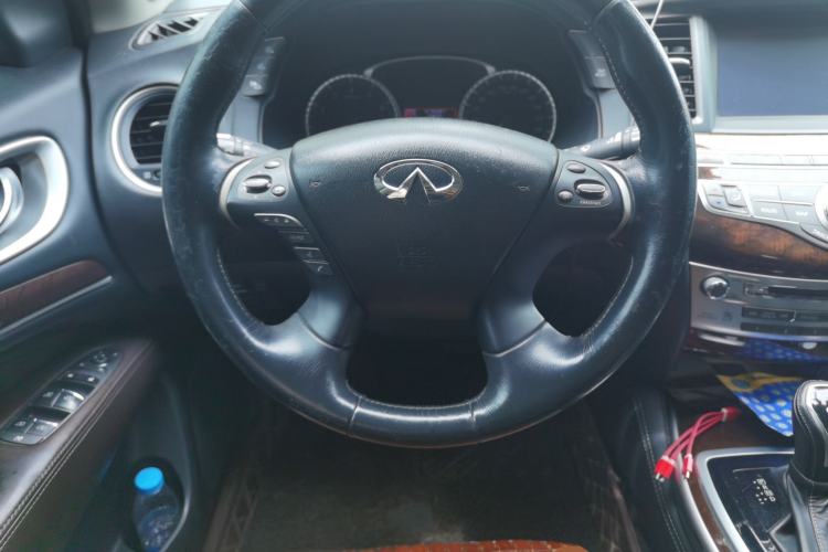 Used Infiniti QX60 2016 2.5 S/C Hybrid Two-Wheel-Drive Excellence Edition China V Standard Steering Wheel