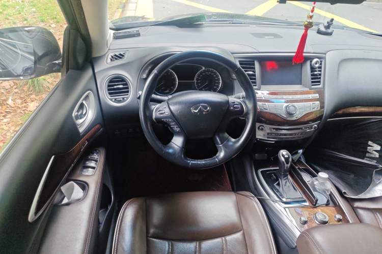 Used Infiniti QX60 2016 2.5 S/C Hybrid Two-Wheel-Drive Excellence Edition China V Standard Steering Wheel