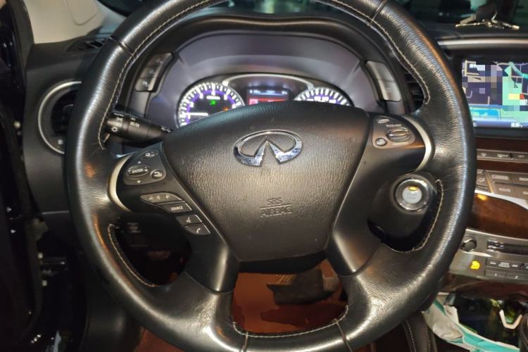 Used Infiniti QX60 2016 2.5 S/C Hybrid Two-Wheel-Drive Excellence Edition China V Standard Steering Wheel