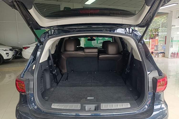 Used Infiniti QX60 2016 2.5 S/C Hybrid Two-Wheel-Drive Excellence Edition China V Standard Trunk
