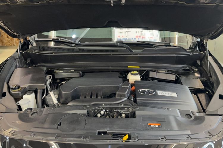 Used Infiniti QX60 2016 2.5 S/C Hybrid Two-Wheel-Drive Excellence Edition China V Standard Engine Bay