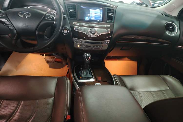 Used Infiniti QX60 2016 2.5 S/C Hybrid Two-Wheel-Drive Excellence Edition China V Standard Audio And AC Panel