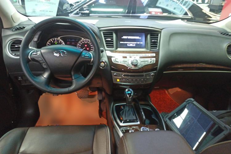 Used Infiniti QX60 2016 2.5 S/C Hybrid Two-Wheel-Drive Excellence Edition China V Standard Center Console