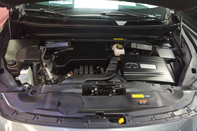 Used Infiniti QX60 2016 2.5 S/C Hybrid Two-Wheel-Drive Excellence Edition China V Standard Engine Bay