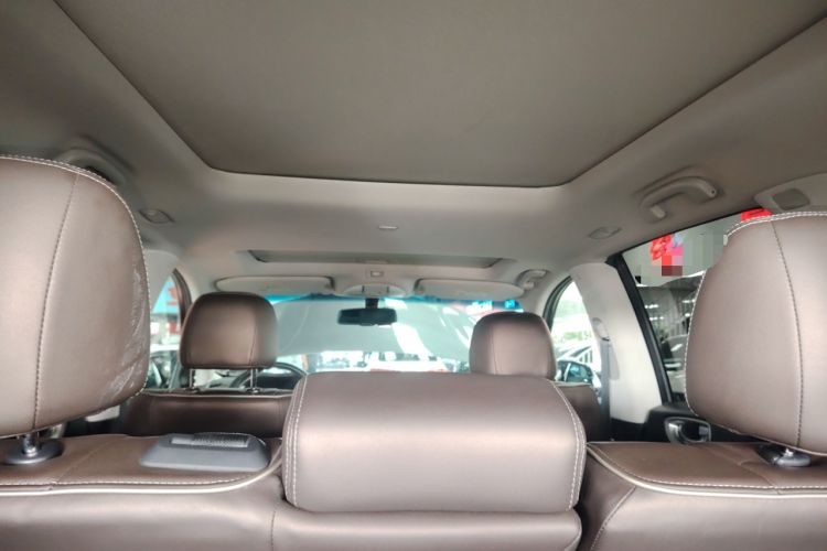 Used Infiniti QX60 2016 2.5 S/C Hybrid Two-Wheel-Drive Excellence Edition China V Standard Headliner