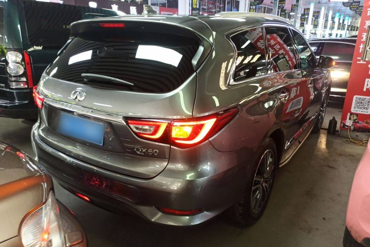 Used Infiniti QX60 2016 2.5 S/C Hybrid Two-Wheel-Drive Excellence Edition China V Standard Rear Right 45 Deg