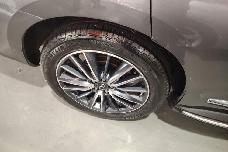 Used Infiniti QX60 2016 2.5 S/C Hybrid Two-Wheel-Drive Excellence Edition China V Standard Right Rear Wheel Hub