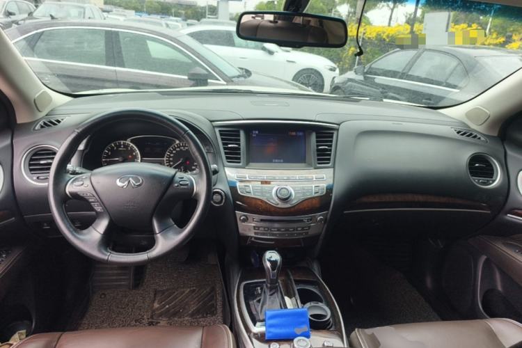 Used Infiniti QX60 2016 2.5 S/C Hybrid Two-Wheel-Drive Excellence Edition China V Standard Center Console