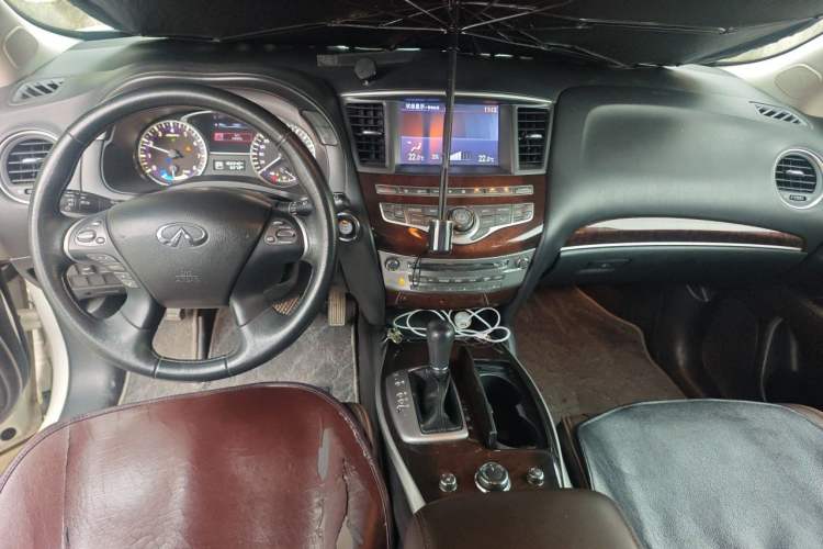 Used Infiniti QX60 2016 2.5 S/C Hybrid Two-Wheel-Drive Excellence Edition China V Standard Center Console