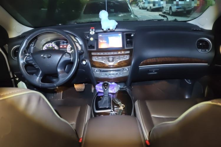 Used Infiniti QX60 2016 2.5 S/C Hybrid Two-Wheel-Drive Excellence Edition China V Standard Center Console