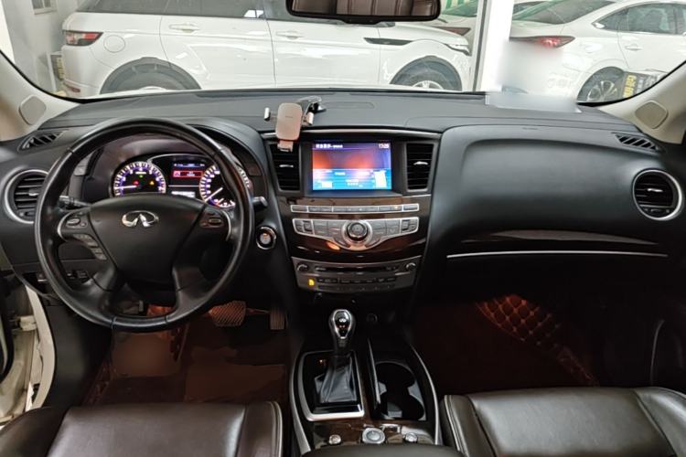 Used Infiniti QX60 2016 2.5 S/C Hybrid Two-Wheel-Drive Excellence Edition China V Standard Center Console