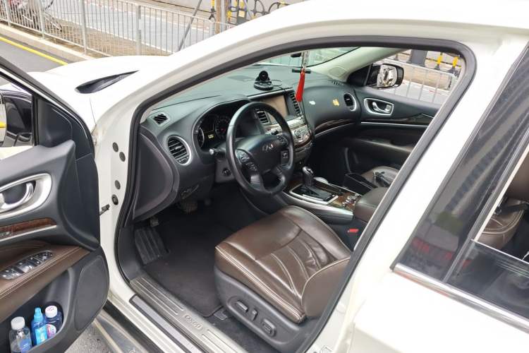 Used Infiniti QX60 2016 2.5 S/C Hybrid Two-Wheel-Drive Excellence Edition China V Standard Driver Seat
