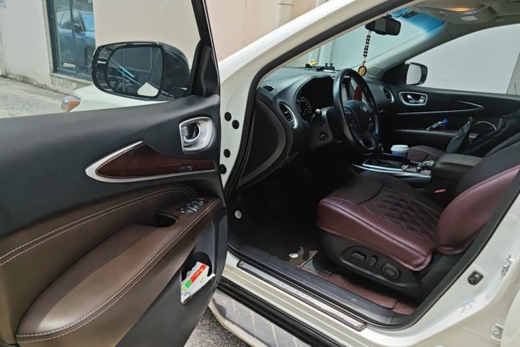 Used Infiniti QX60 2016 2.5 S/C Hybrid Two-Wheel-Drive Excellence Edition China V Standard Driver Seat