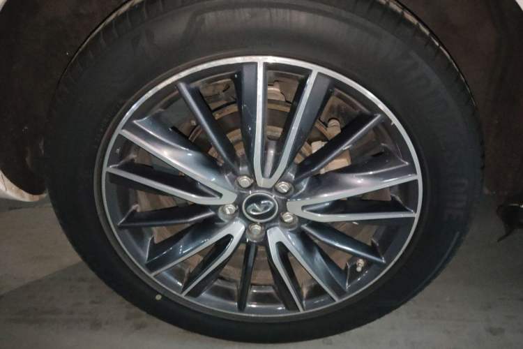 Used Infiniti QX60 2016 2.5 S/C Hybrid Two-Wheel-Drive Excellence Edition China V Standard Exterior 5