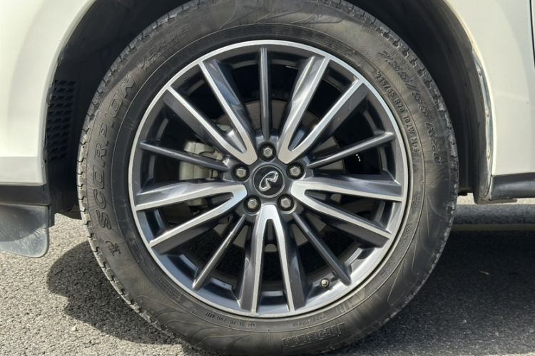 Used Infiniti QX60 2016 2.5 S/C Hybrid Two-Wheel-Drive Excellence Edition China V Standard Exterior 9