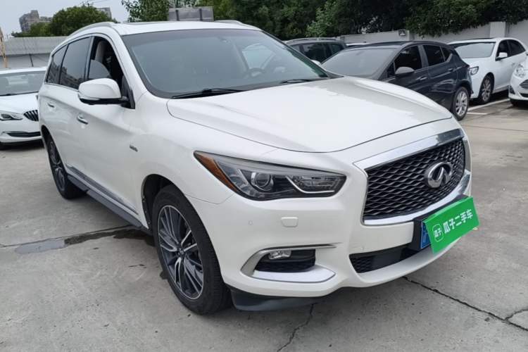 Used Infiniti QX60 2016 2.5 S/C Hybrid Two-Wheel-Drive Excellence Edition China V Standard Front Right 45 Deg