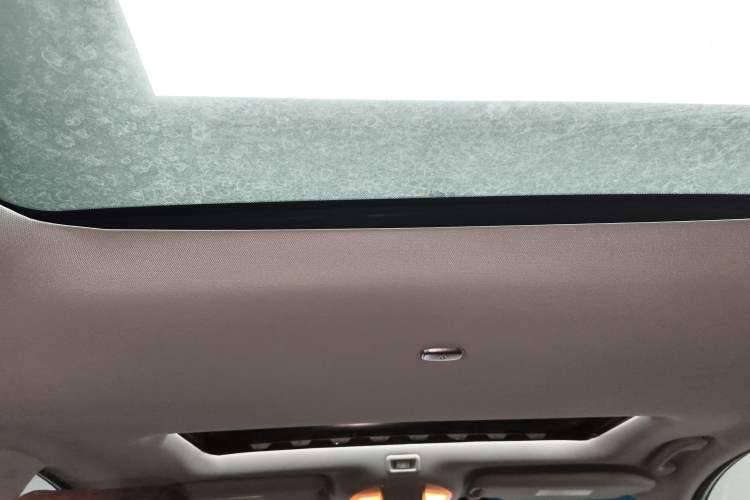 Used Infiniti QX60 2016 2.5 S/C Hybrid Two-Wheel-Drive Excellence Edition China V Standard Headliner