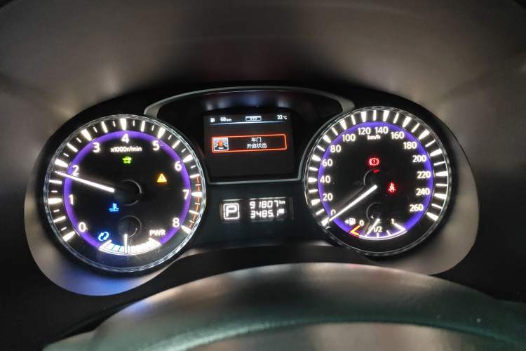 Used Infiniti QX60 2016 2.5 S/C Hybrid Two-Wheel-Drive Excellence Edition China V Standard Instrument Cluster