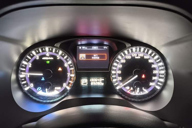 Used Infiniti QX60 2016 2.5 S/C Hybrid Two-Wheel-Drive Excellence Edition China V Standard Instrument Cluster