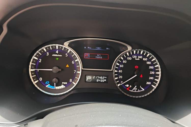 Used Infiniti QX60 2016 2.5 S/C Hybrid Two-Wheel-Drive Excellence Edition China V Standard Instrument Cluster