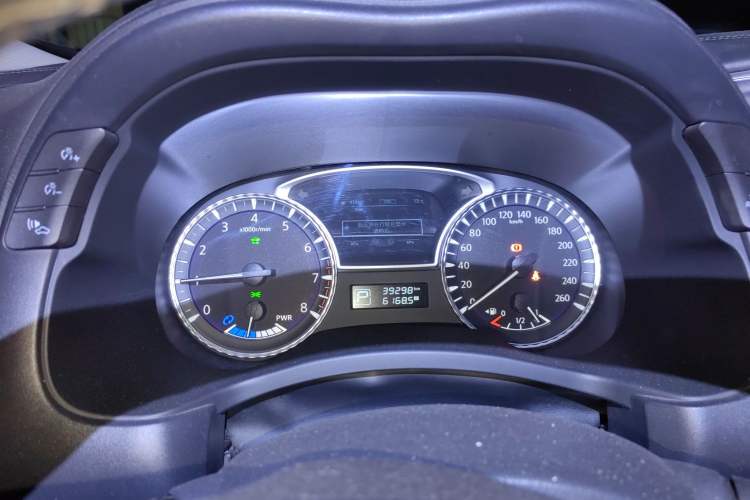 Used Infiniti QX60 2016 2.5 S/C Hybrid Two-Wheel-Drive Excellence Edition China V Standard Instrument Cluster