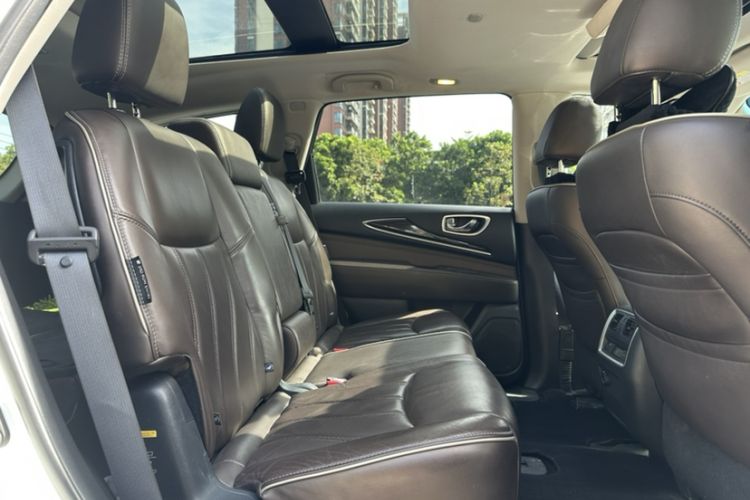 Used Infiniti QX60 2016 2.5 S/C Hybrid Two-Wheel-Drive Excellence Edition China V Standard Interior 10