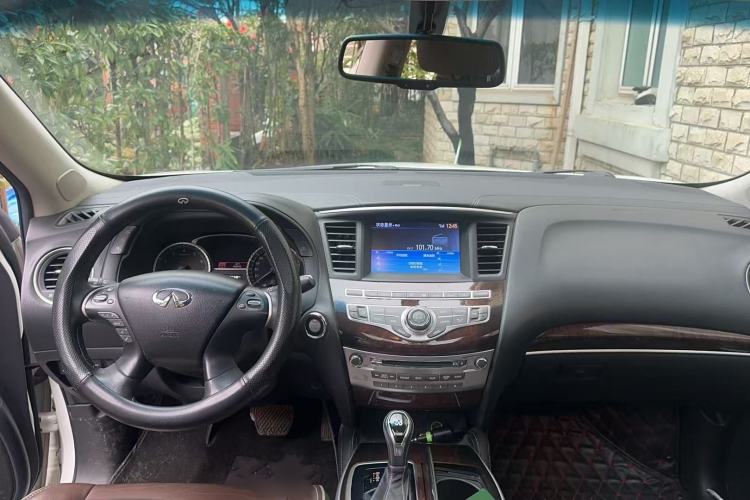 Used Infiniti QX60 2016 2.5 S/C Hybrid Two-Wheel-Drive Excellence Edition China V Standard Interior 2